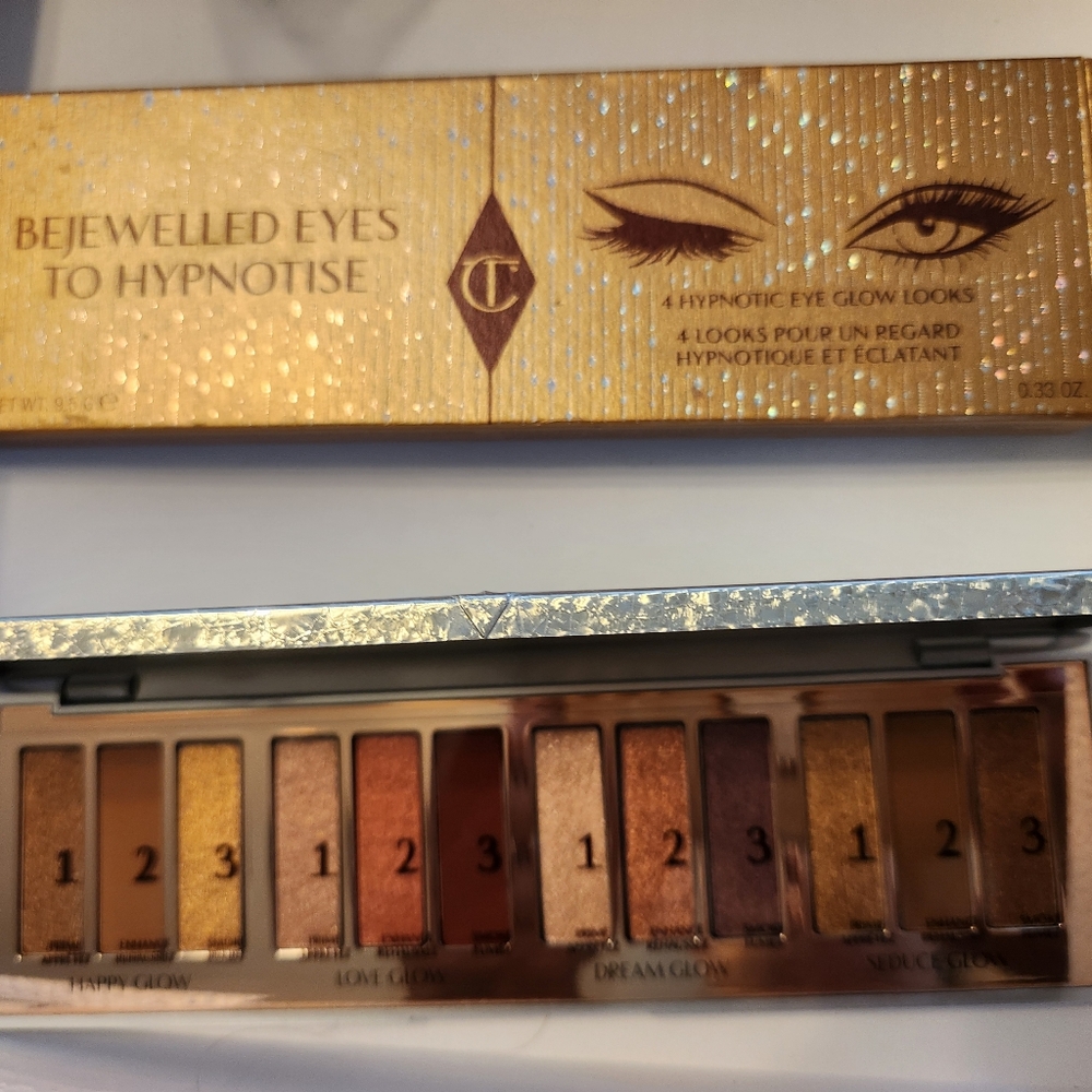 Charlotte Tilbury Bejewelled Eyeshadow Palette with Gold and Brown Hues